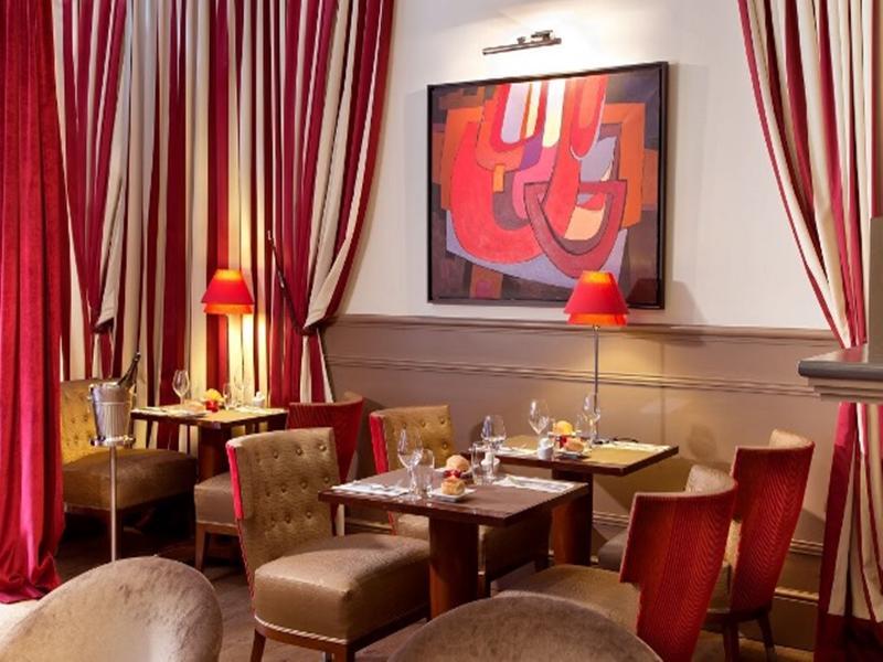 California Champs Elysées Hotel Parigi