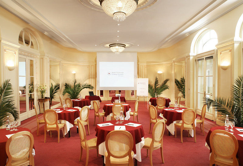 California Champs Elysees 4* Parigi