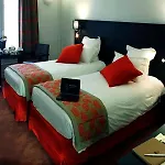 California Champs Elysees Hotel Paris