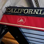 California Champs Elysees Hotel Paris