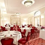 California Champs Elysees Hotel Paris