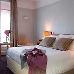 California Champs Elysees Hotel