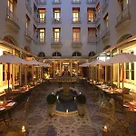 California Champs Elysees Hotel