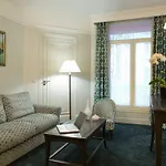Hotel California Champs Elysees 4*