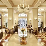 Hotel California Champs Elysees 4*