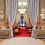 Hotel California Champs Elysees 4*