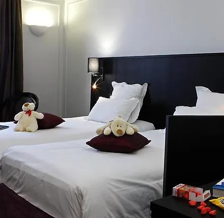 California Champs Elysees 4* Parigi