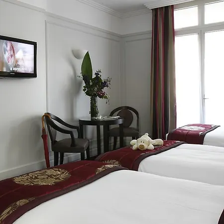 California Champs Elysees Hotel 4*