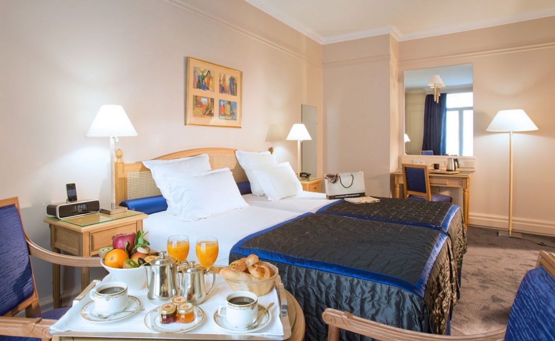 California Champs Elysees Hotel 4*