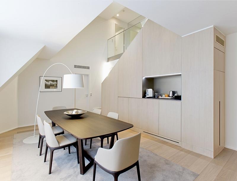 Hotel California Champs Elysees Paris