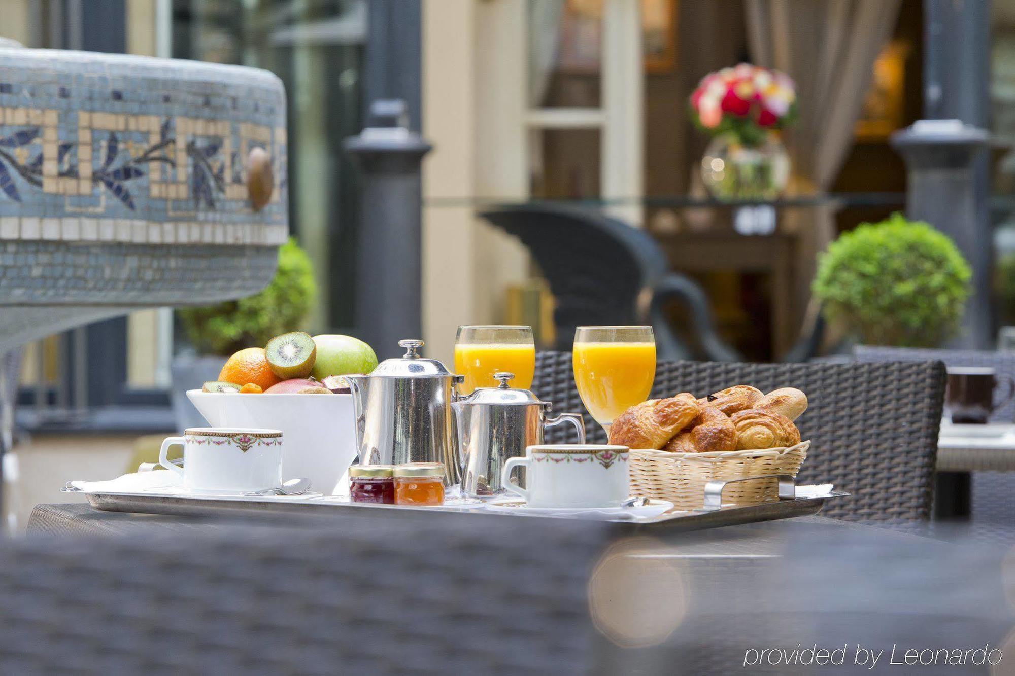 California Champs Elysees Hotel