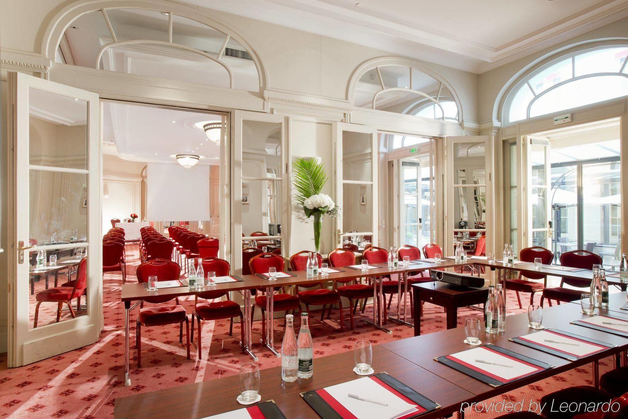 California Champs Elysees Hotel 4*