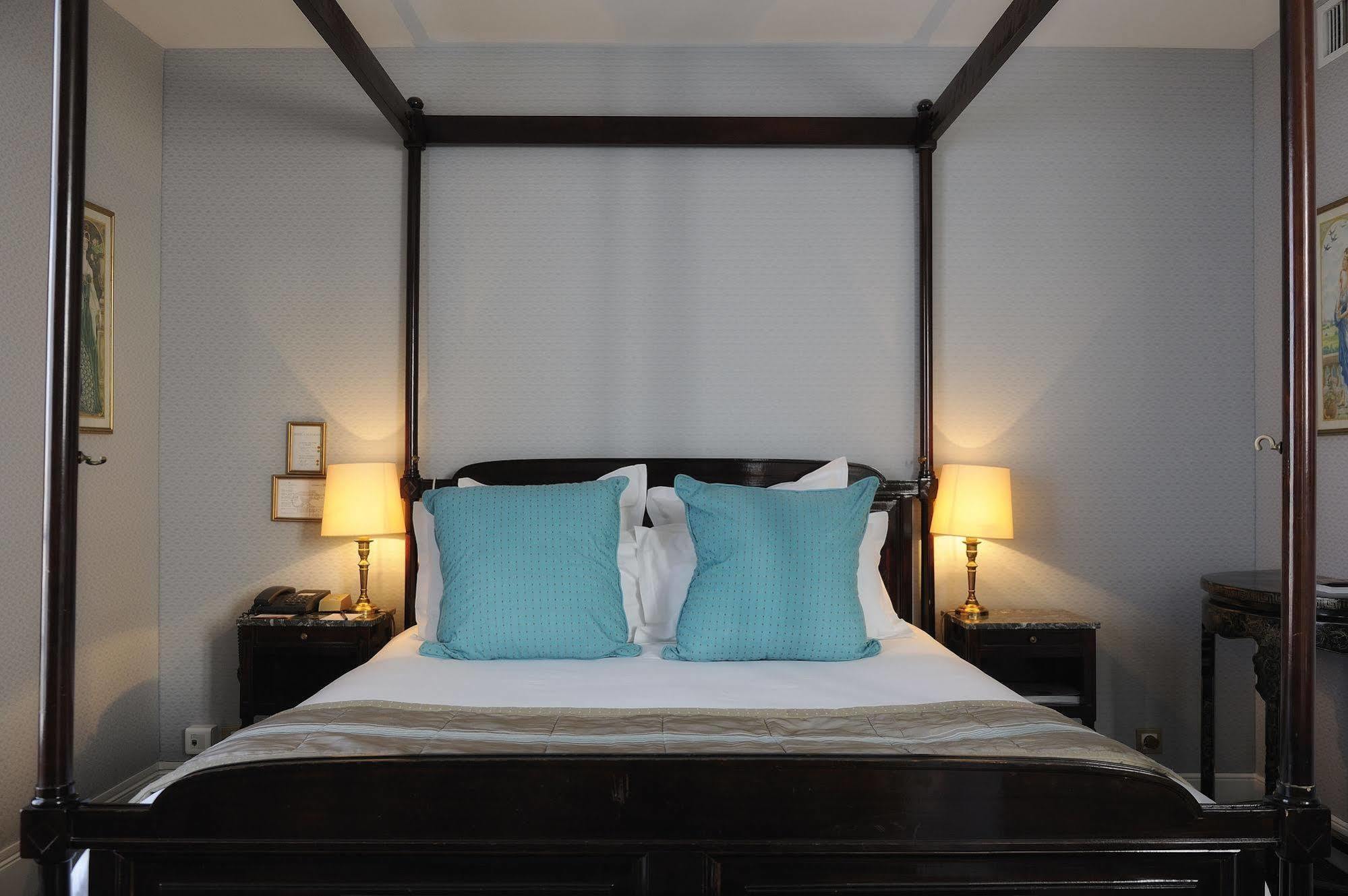 California Champs Elysees Hotel 4*