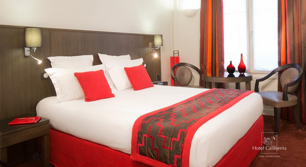 California Champs Elysees Hotel 4*