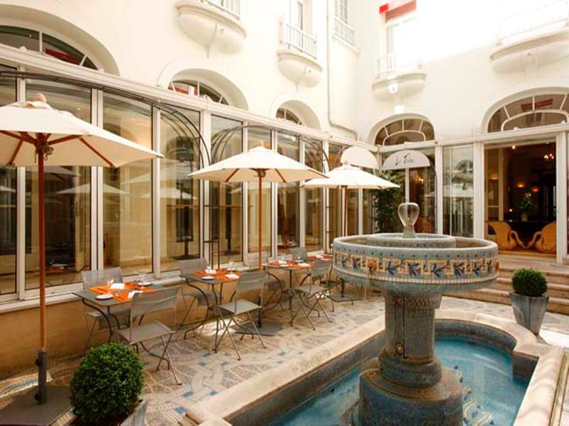 California Champs Elysees Hotel Parigi