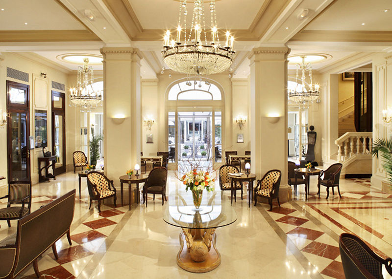 Hotel California Champs Elysees 4*