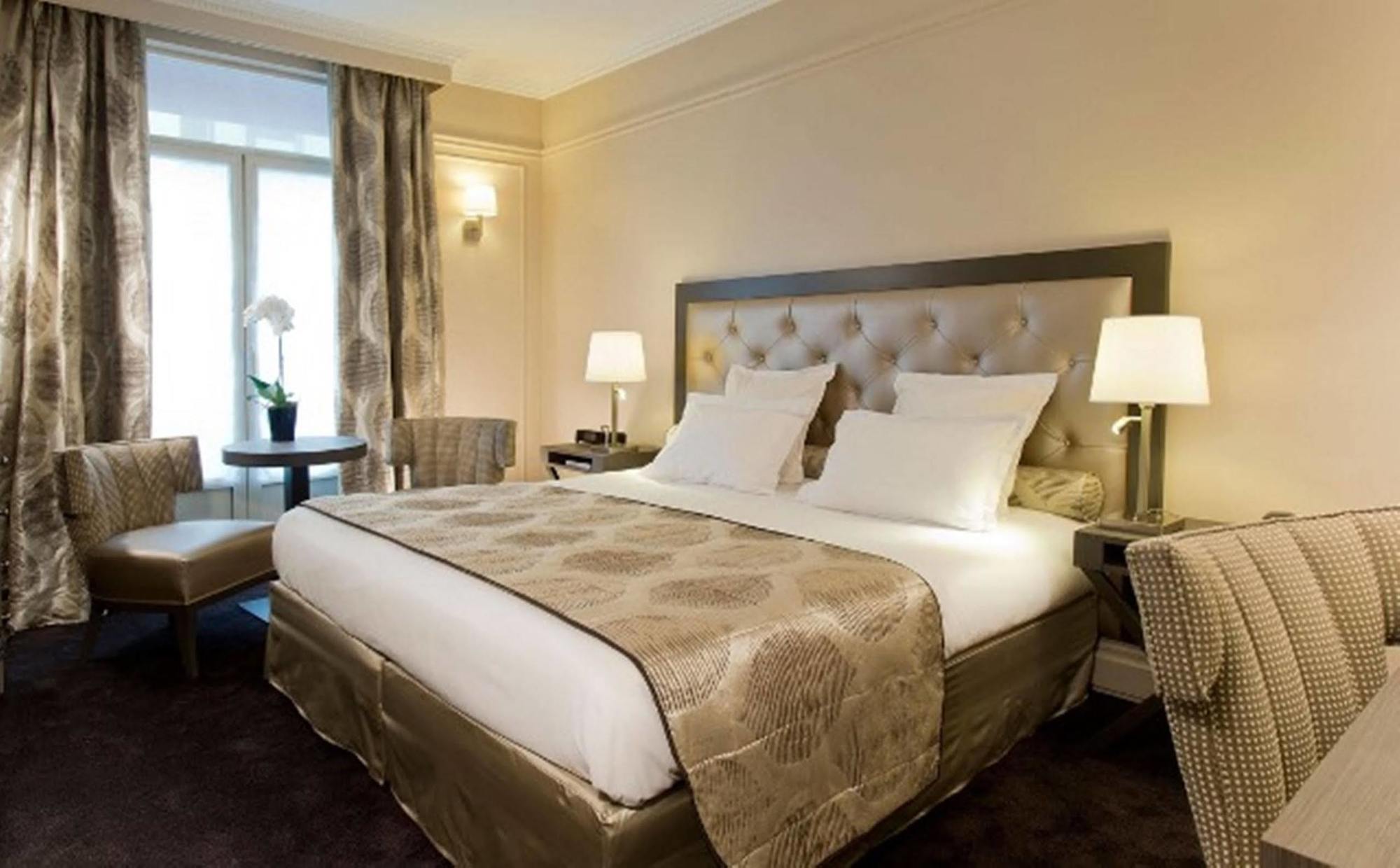 California Champs Elysees Hotel 4*